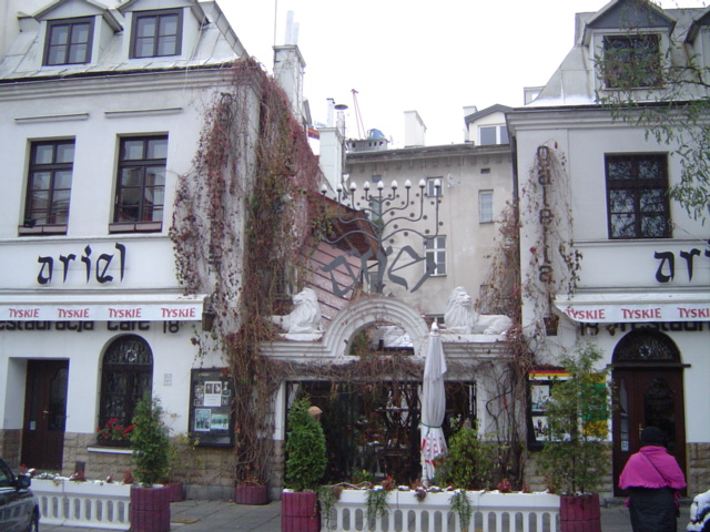 une synagogue dans le quartier juif de Cracovie